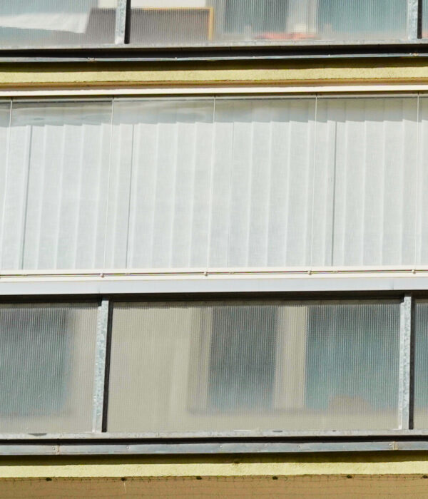 Balkónové stínění